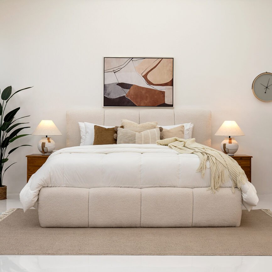 oscar hydraulic upholstered bed with hidden storage base